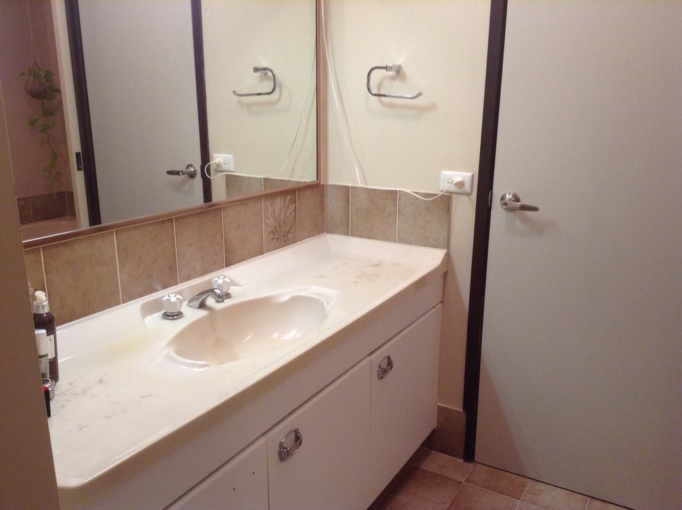 80s bathroom update | Houzz AU