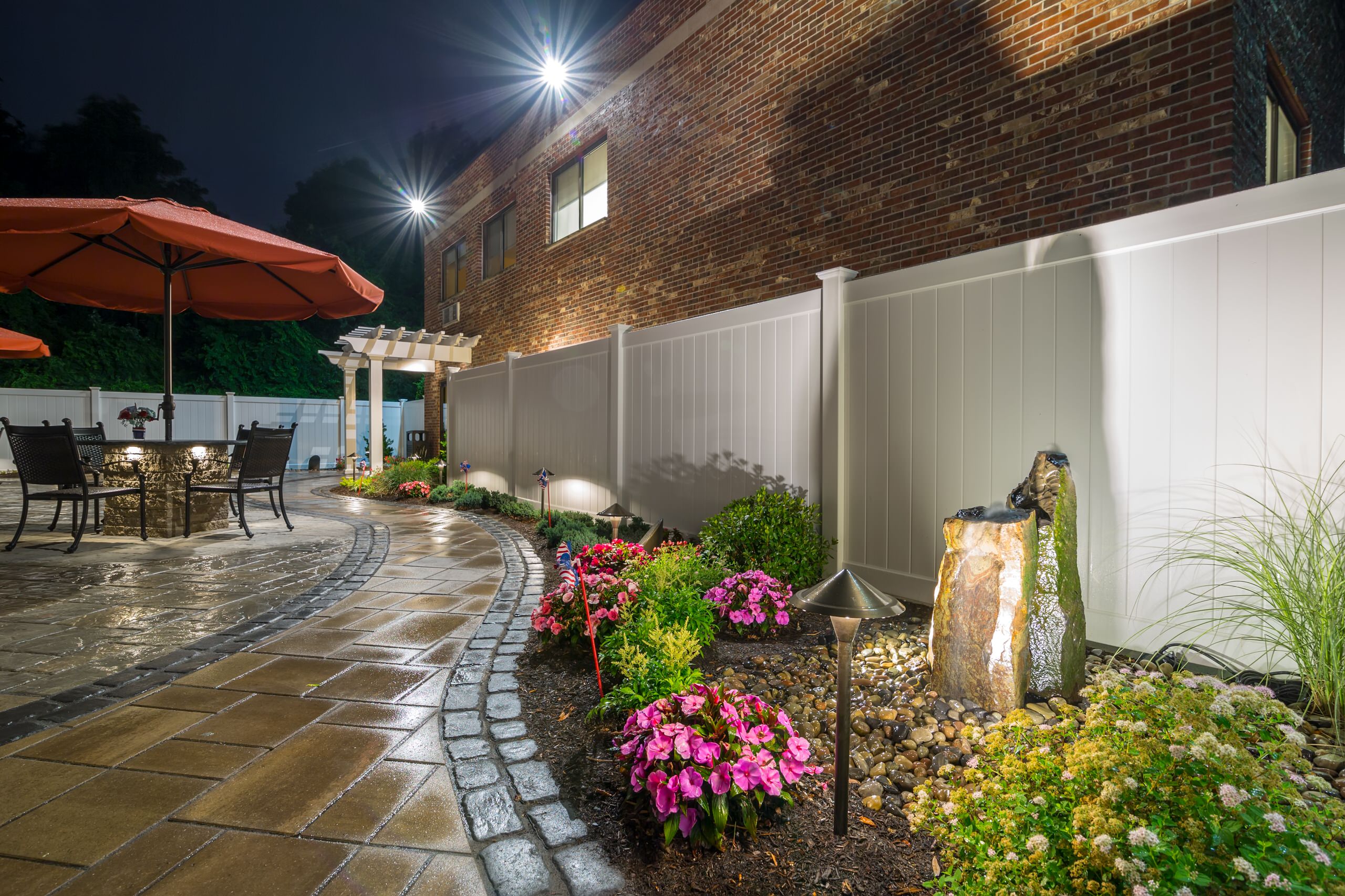 Lexington, Massachusetts Courtyard