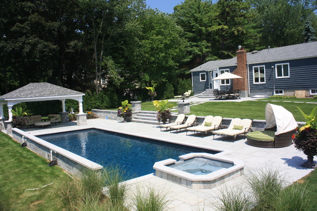 Pools contemporaneo-patio