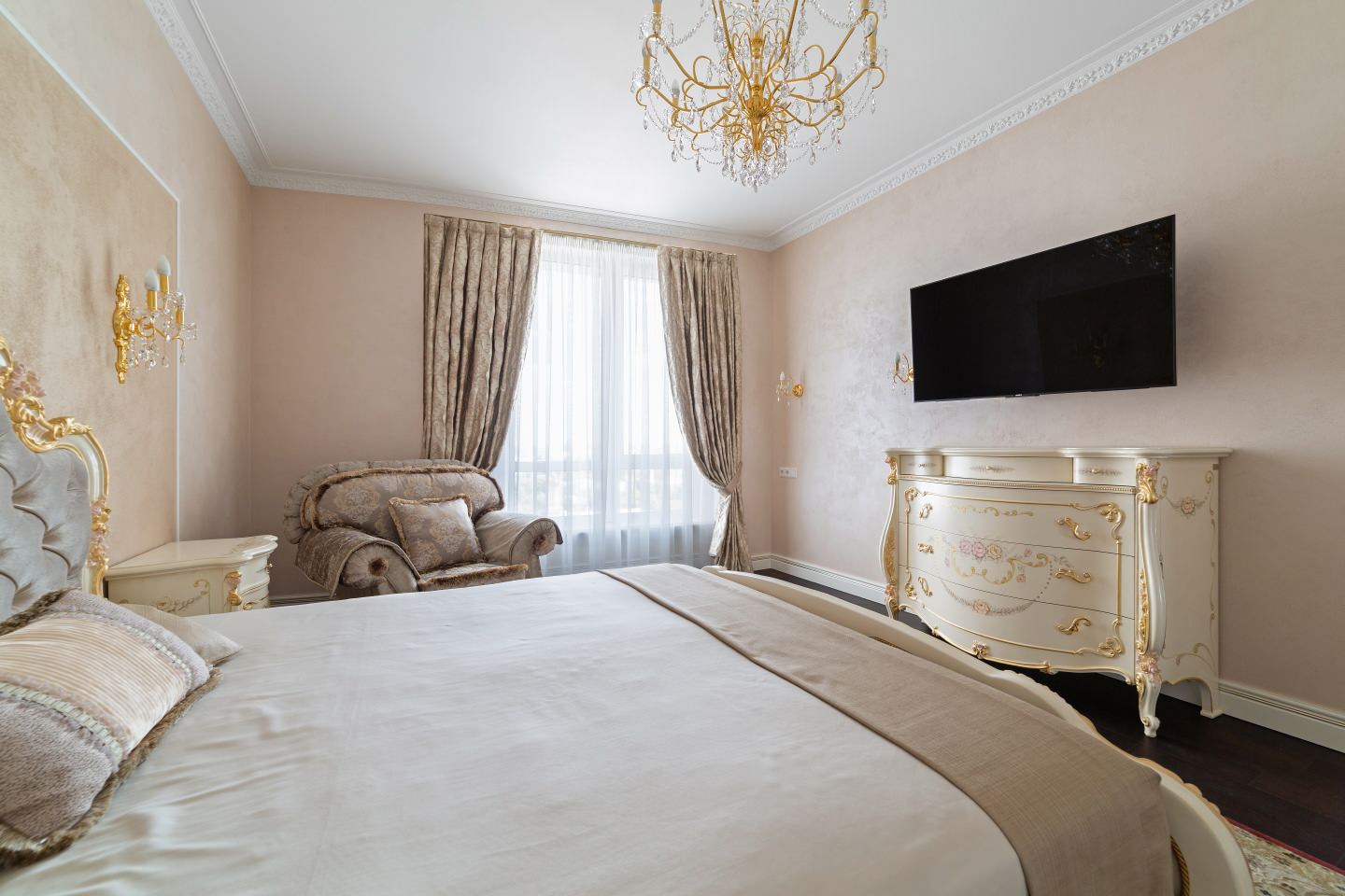 Rusakovskaya embankment