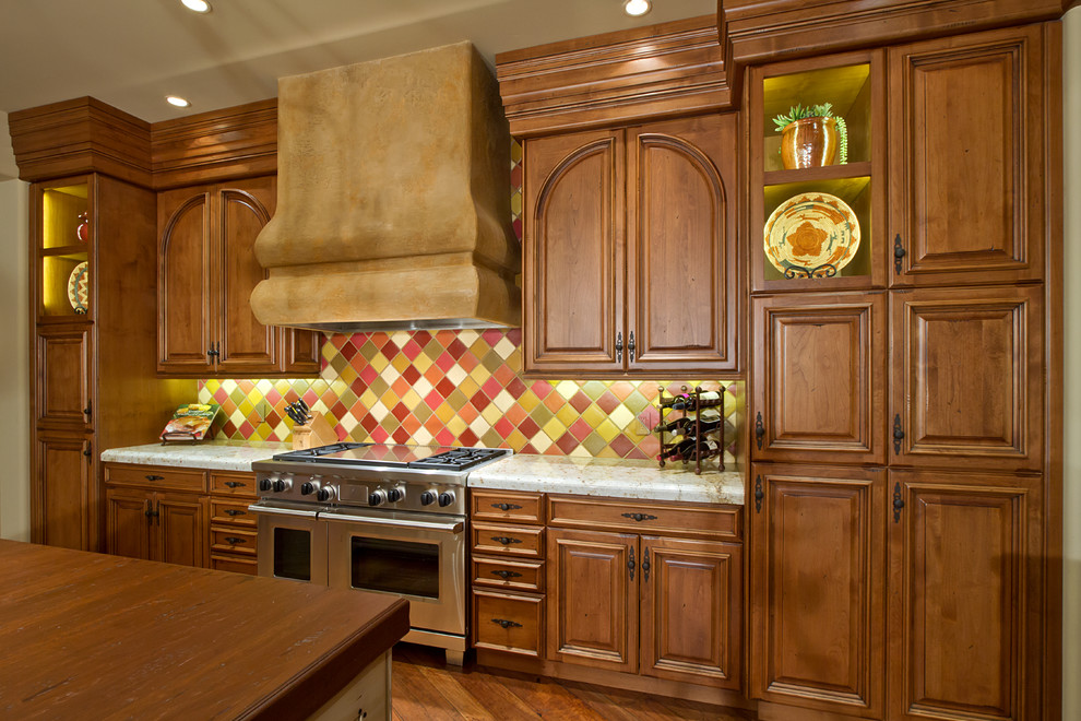 Inspiration for a rustic kitchen remodel in Phoenix