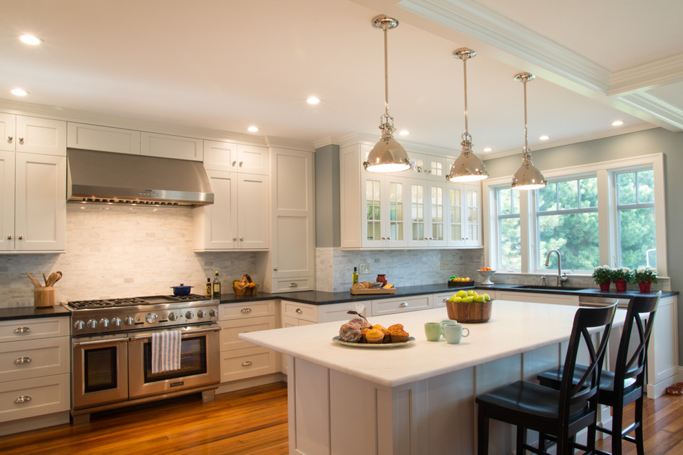 Kitchen - kitchen idea in Boston