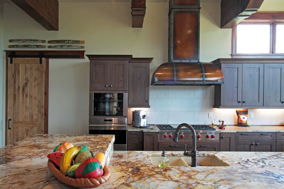 Home design - rustic home design idea in Denver