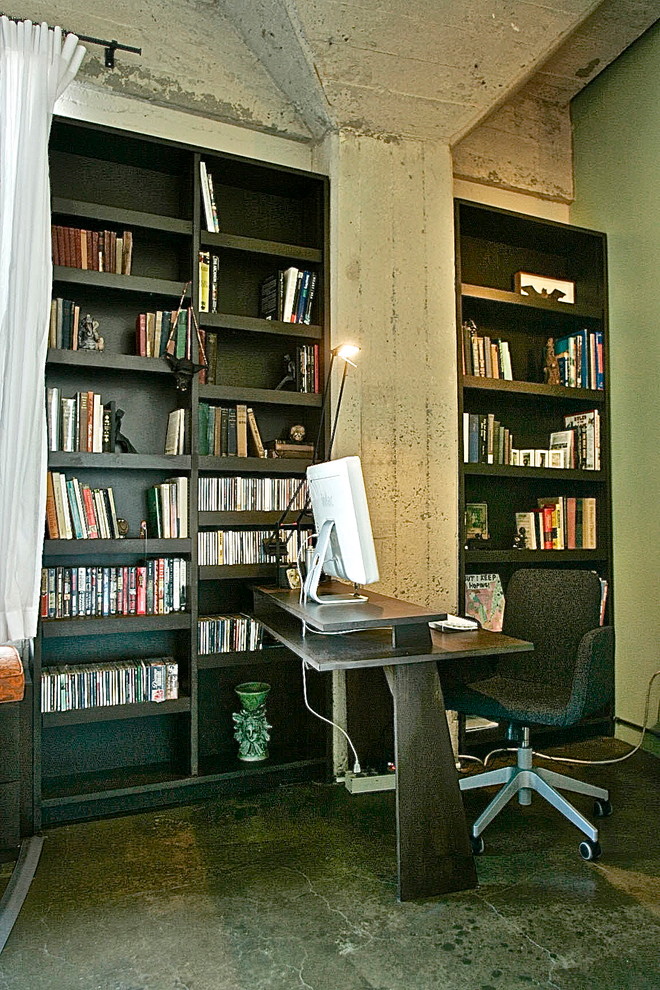 Inspiration for an industrial home office in Los Angeles.