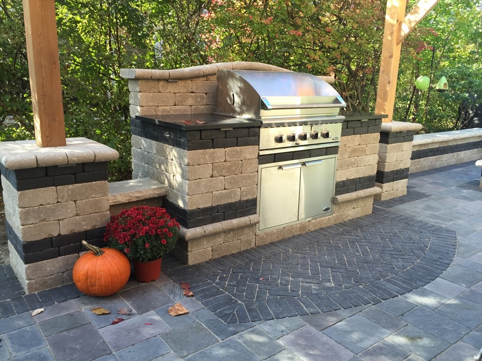 Grill Enclosure - Traditional - Patio - Chicago - by ...