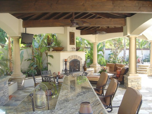 Pools classique-terrasse-et-patio