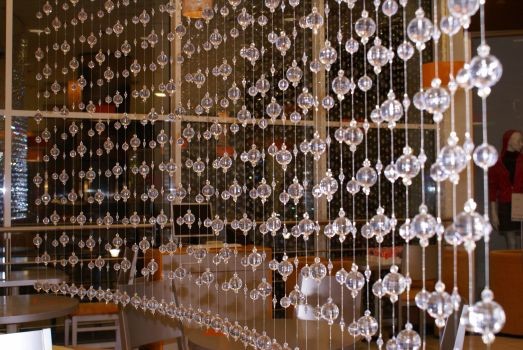 Нити из бус в интерьере