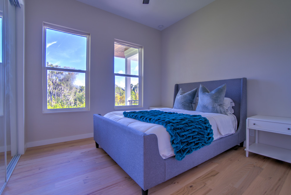 Custom Home - Lake Santa Fe, FL