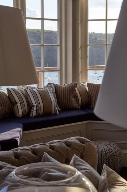 Waterside Home maritim-vardagsrum