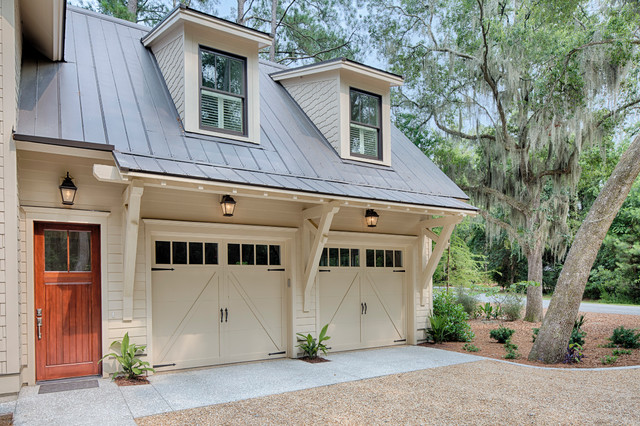 Eleanor - Low Country Farmhouse country-garage