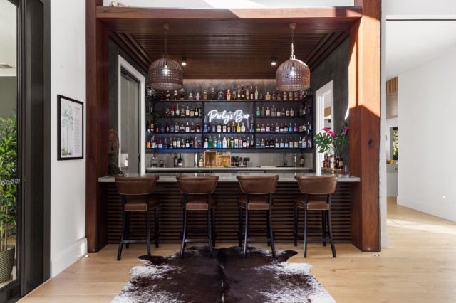 Mishka contemporary-hemmabar
