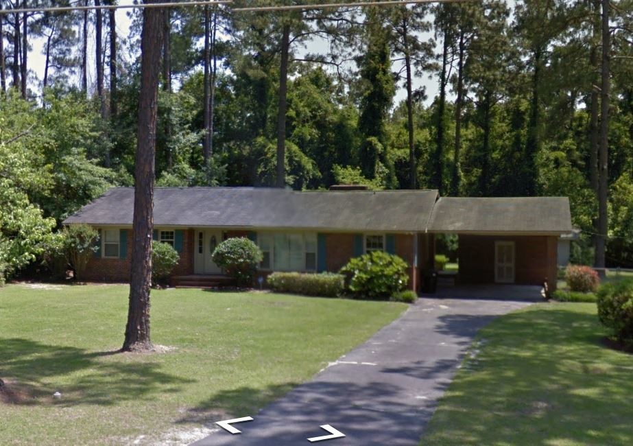 Boring brick ranch needs a curb appeal boost