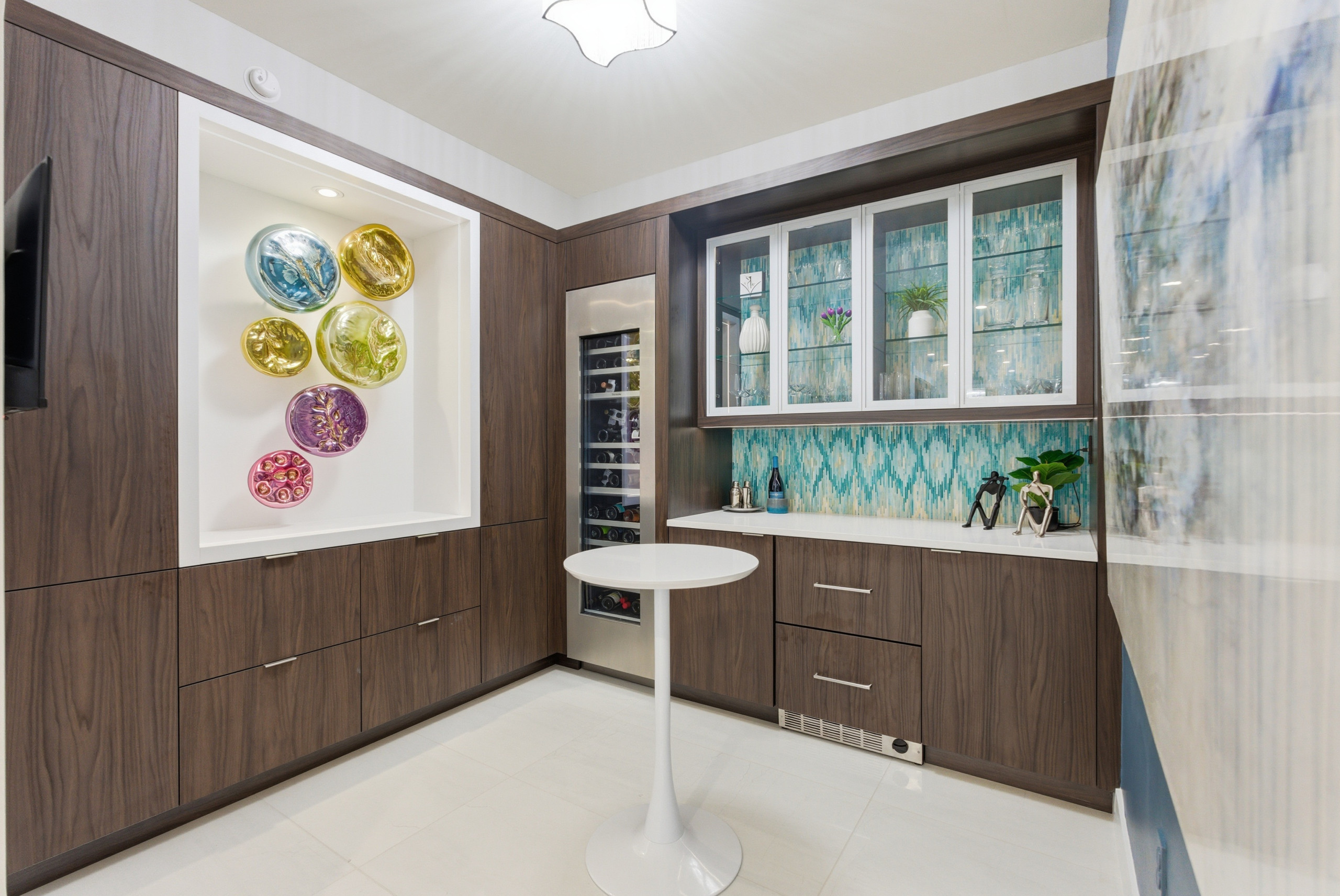 We Love Travel and Art