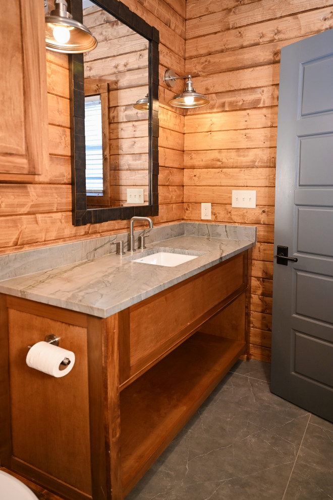 Home design - rustic home design idea in Houston