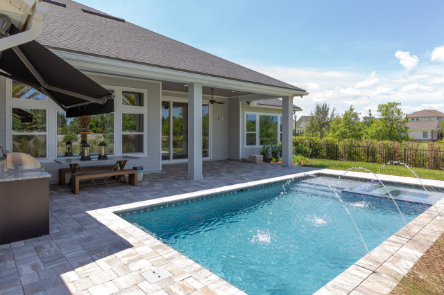 St Augustine Home Plan Model costero-piscina