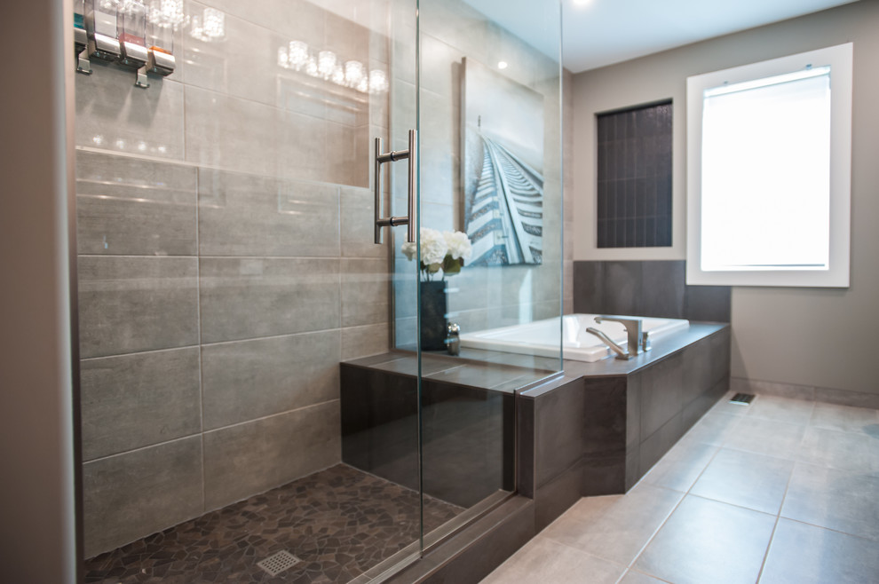 Inspiration for a transitional bathroom remodel in Edmonton