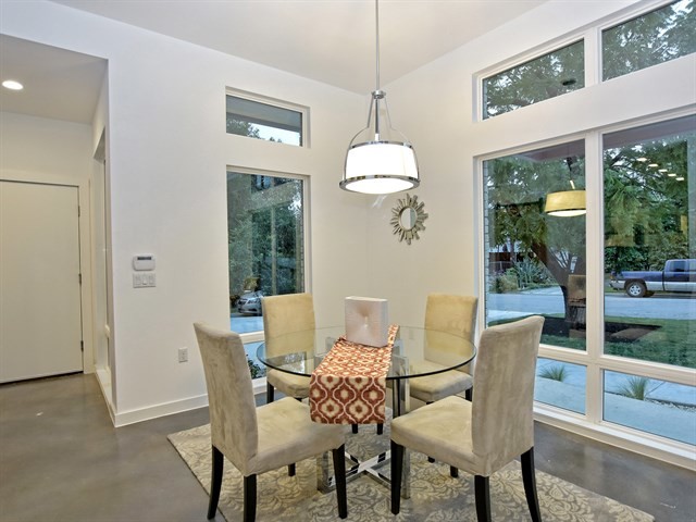 Frazier contemporary-dining-room