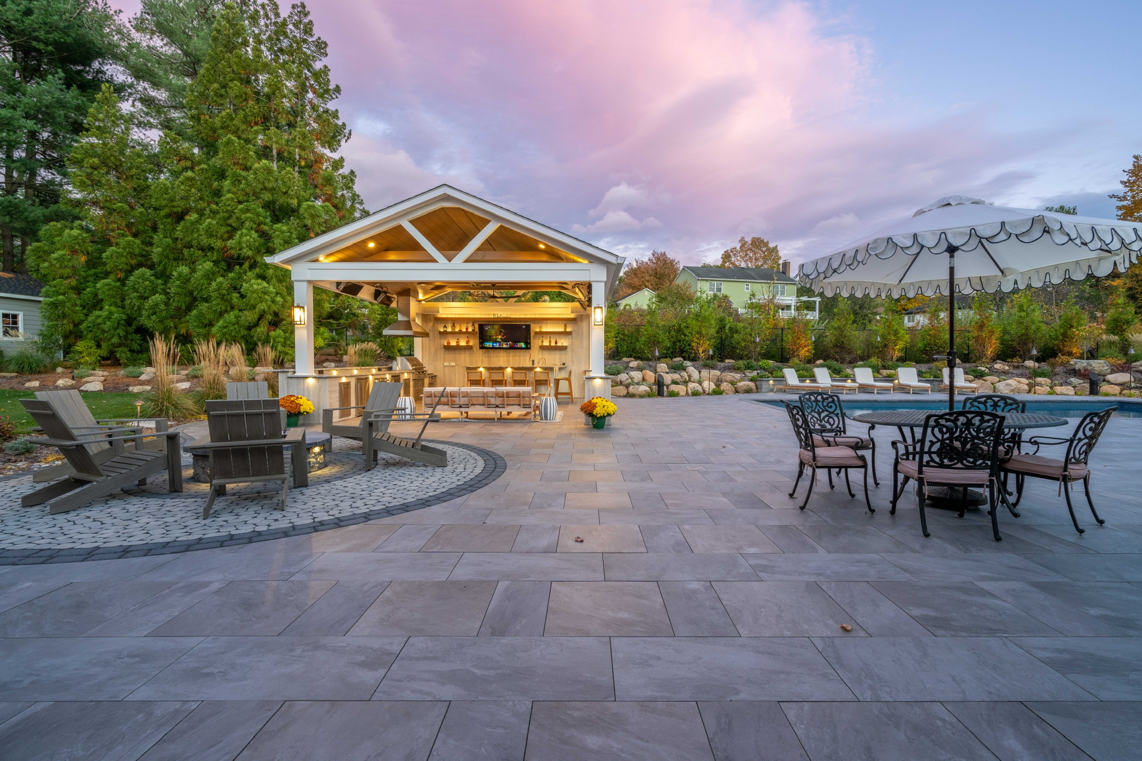 Porcelain Paradise with a Party Pavilian