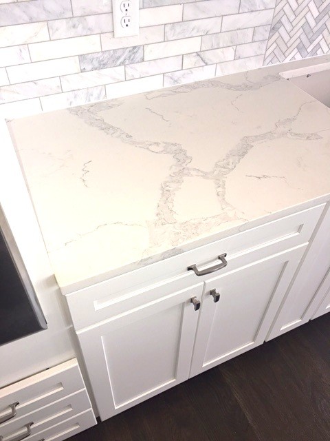 Home design - transitional home design idea in Columbus