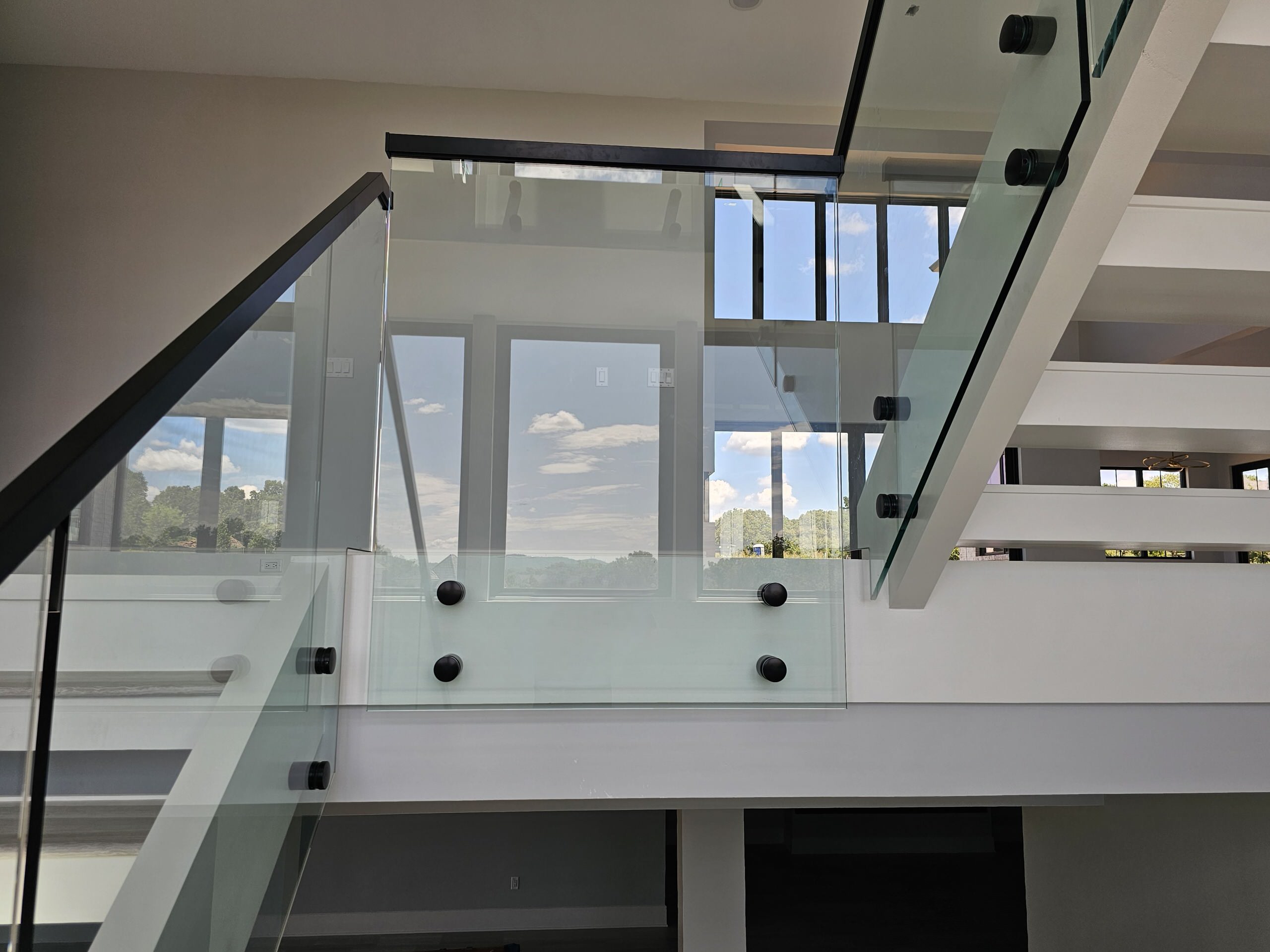 125_Modern Open Rise Stair with Glass Balustrade, Aldie, VA 20105