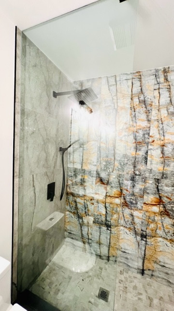 Mud room & Washrooms Remodeling