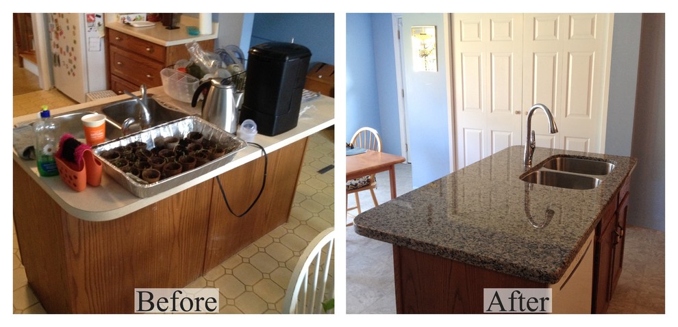Kitchen - vinyl floor and gray floor kitchen idea in Toronto with an undermount sink, granite countertops, gray backsplash, marble backsplash, white appliances and an island