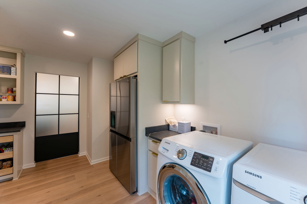 Modern Kitchen and Laundry Room