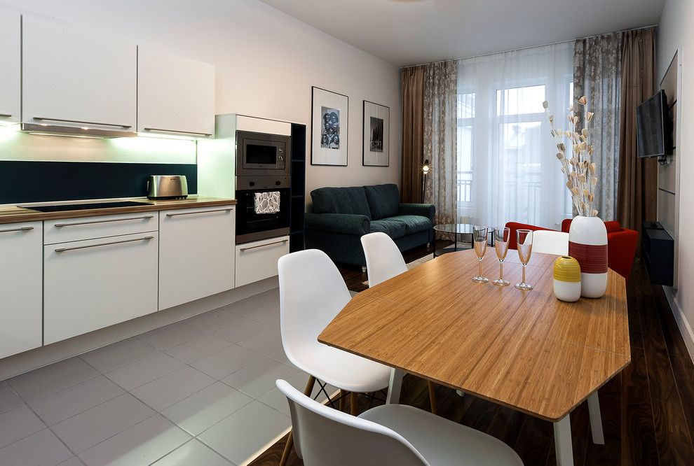 19 apartments on 11 Line/ 19 квартир на 11-ой линии