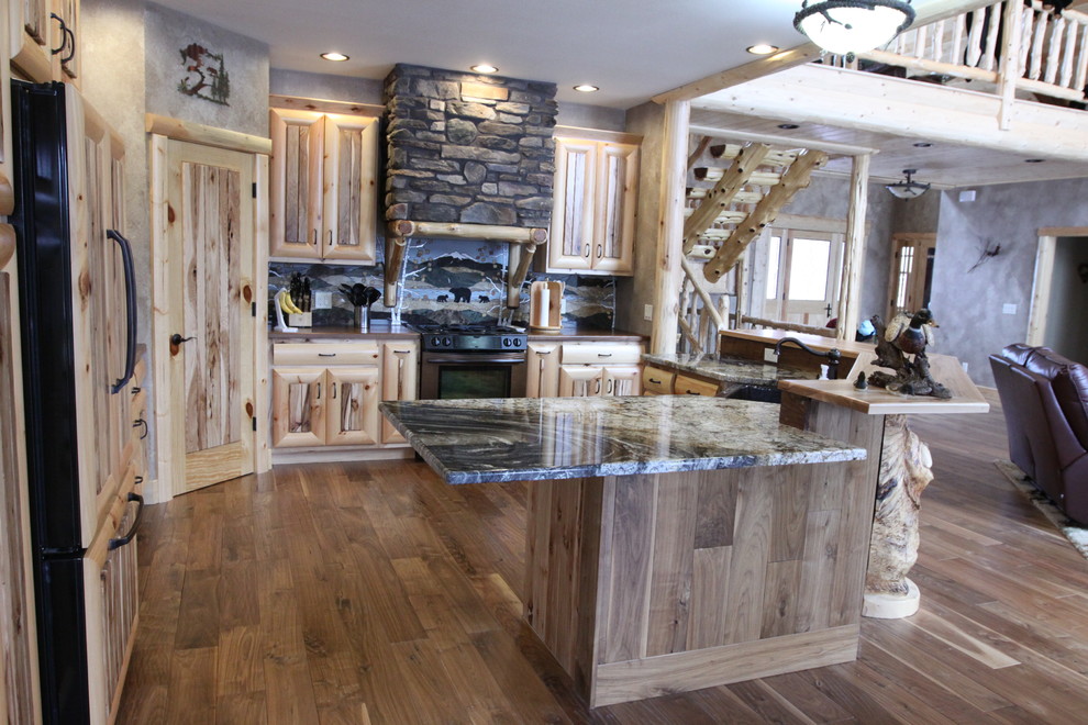Inspiration for a country eat-in kitchen in Chicago with louvered cabinets, light wood cabinets, onyx benchtops, medium hardwood floors and with island.