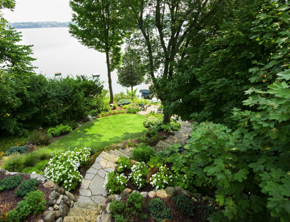 Contemporary Lake Home Back Landscape West Bend, WI Contemporary