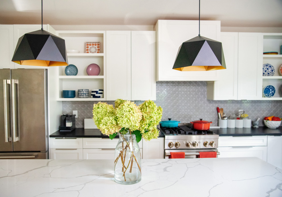Kitchen - transitional kitchen idea