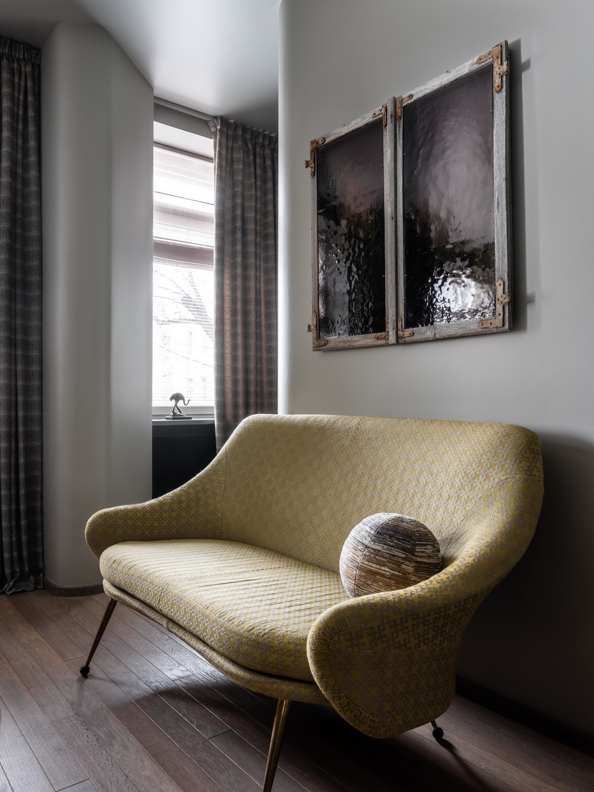 ПОЛУКРУГЛАЯ КВАРТИРА В ДОМЕ 1933 ГОДА