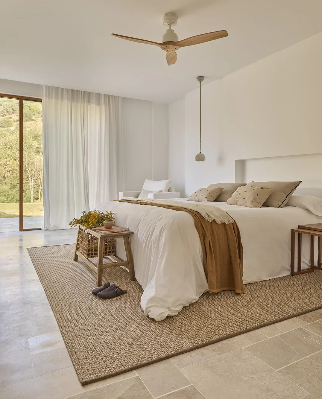 CUSTOM MADE RUGS&CARPETS