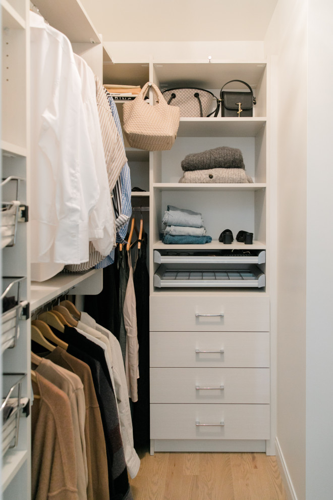 Mackenzie Jane Closets Transitional Closet Vancouver by STOR