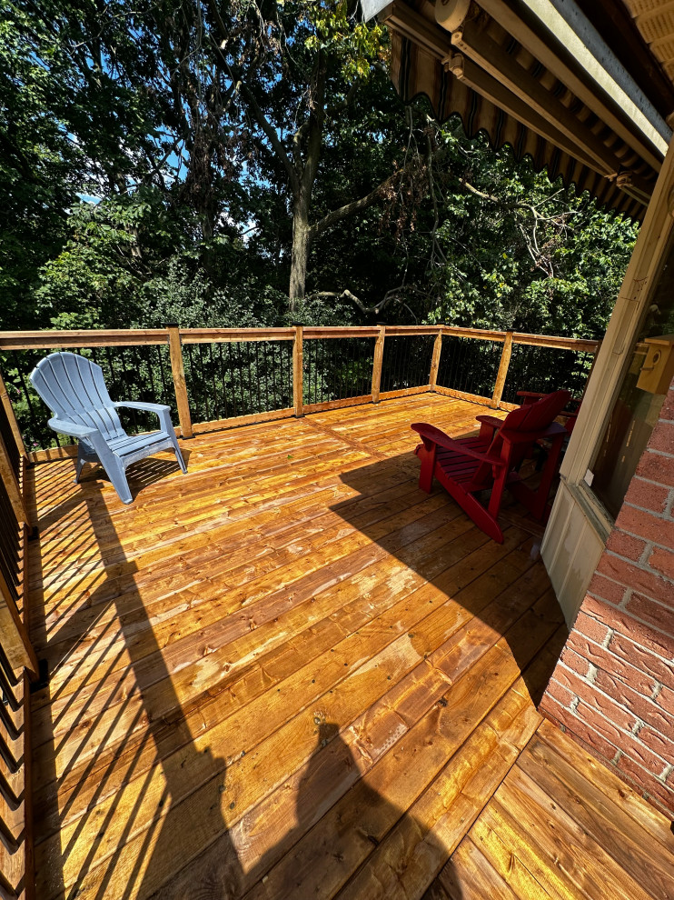 Sweetbriar - Backyard Deck - London, ON