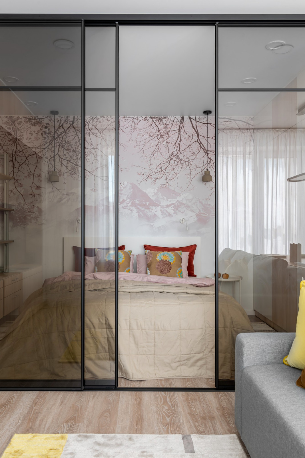 Реализованный проект двухкомнатной квартиры в г. Артем для молодой семьи.