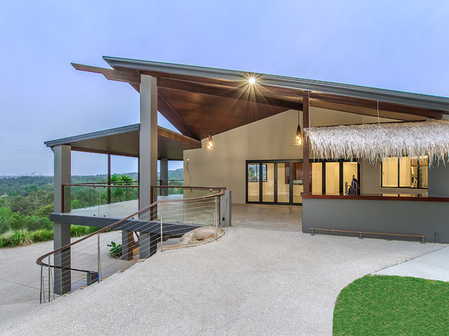 Mudgeeraba Renovation contemporary-exterior