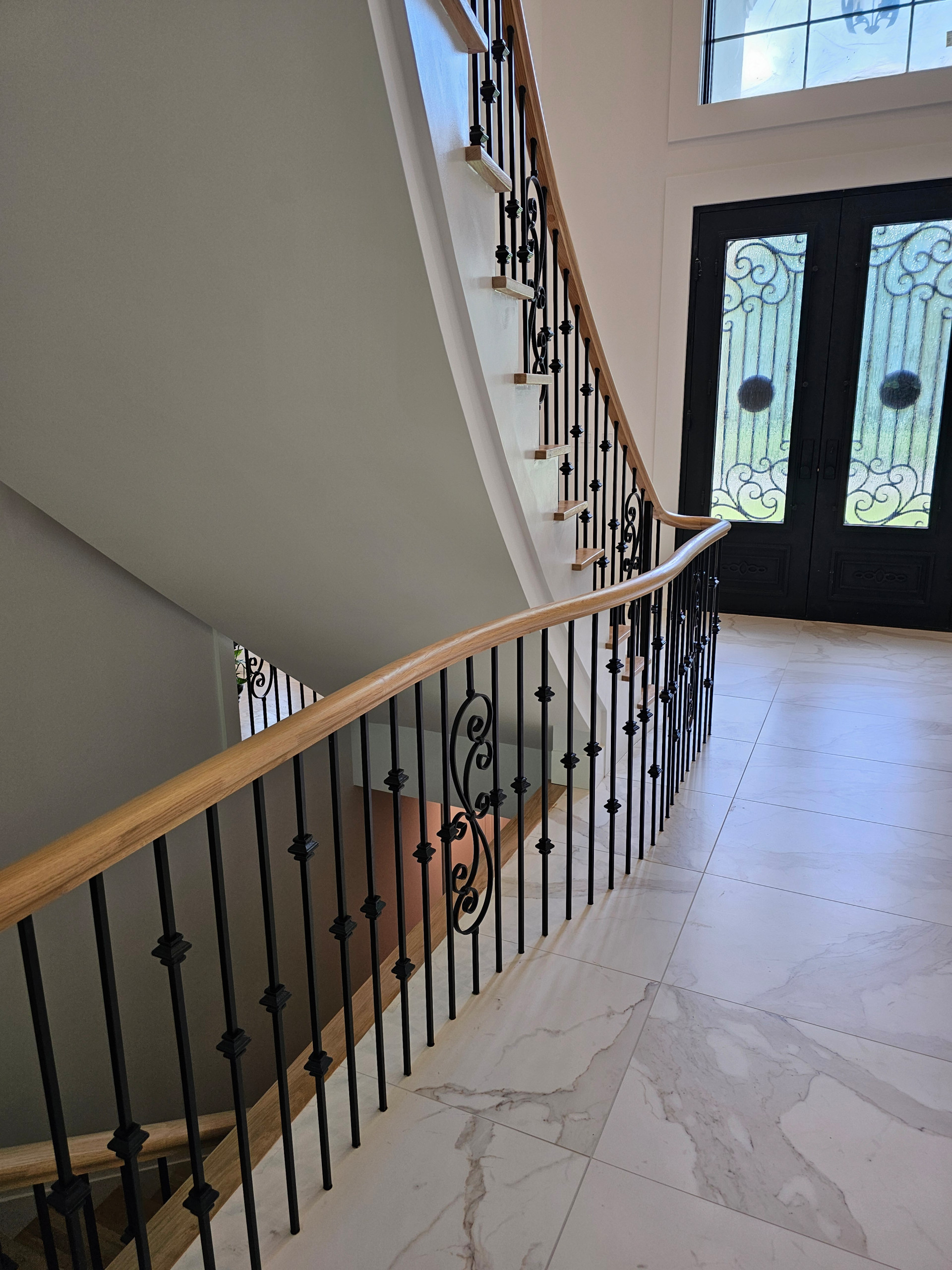 120_Luxurious White Oak Stair with Iron Balusters, Great Falls, 22066