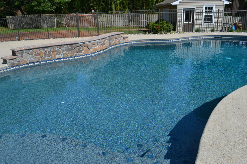 Inspiration for a transitional pool remodel in Philadelphia