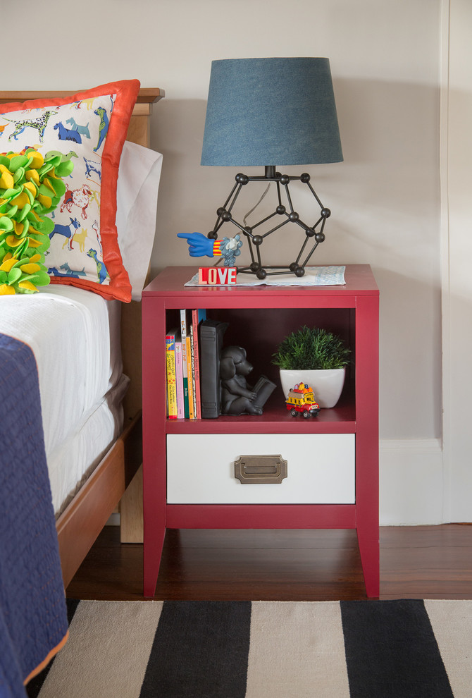 Inspiration for a mid-sized eclectic kids' bedroom for kids 4-10 years old and boys in Boston with grey walls and medium hardwood floors.