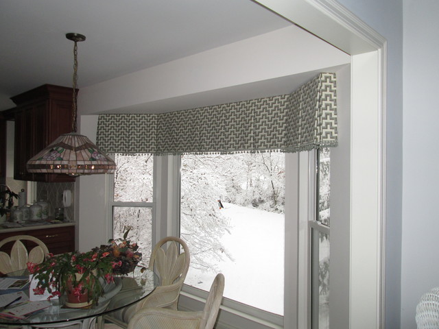 Valances traditional-kitchen