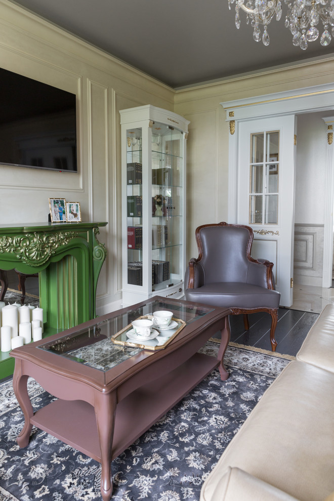 Квартира с зелёной кухней и романтичной ванной