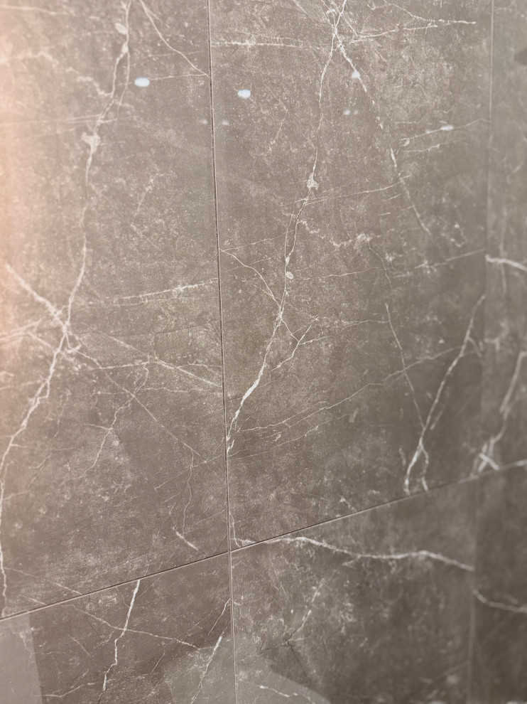 Jamaica Waterfront Bathroom – Sarasota Coastal Modern