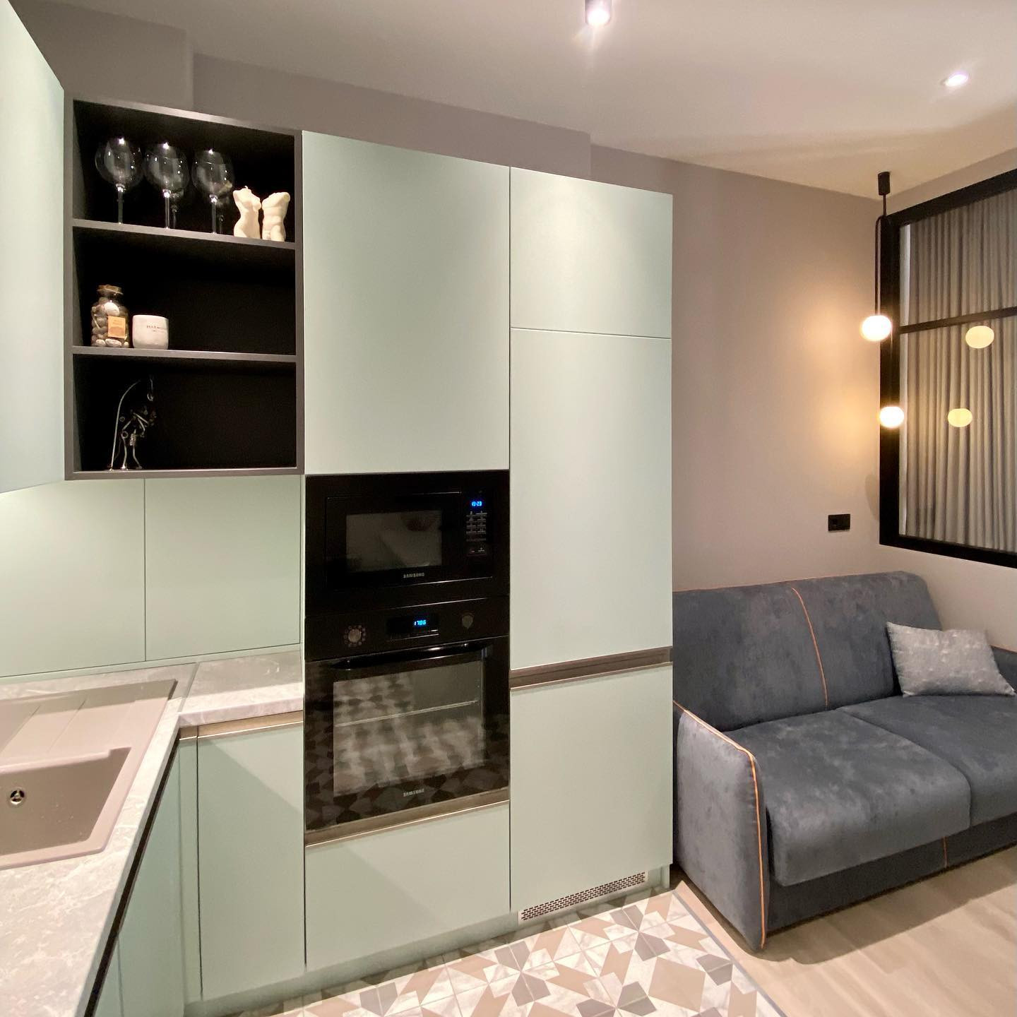 Кухня Лэйксприн на заказ от дизайнера