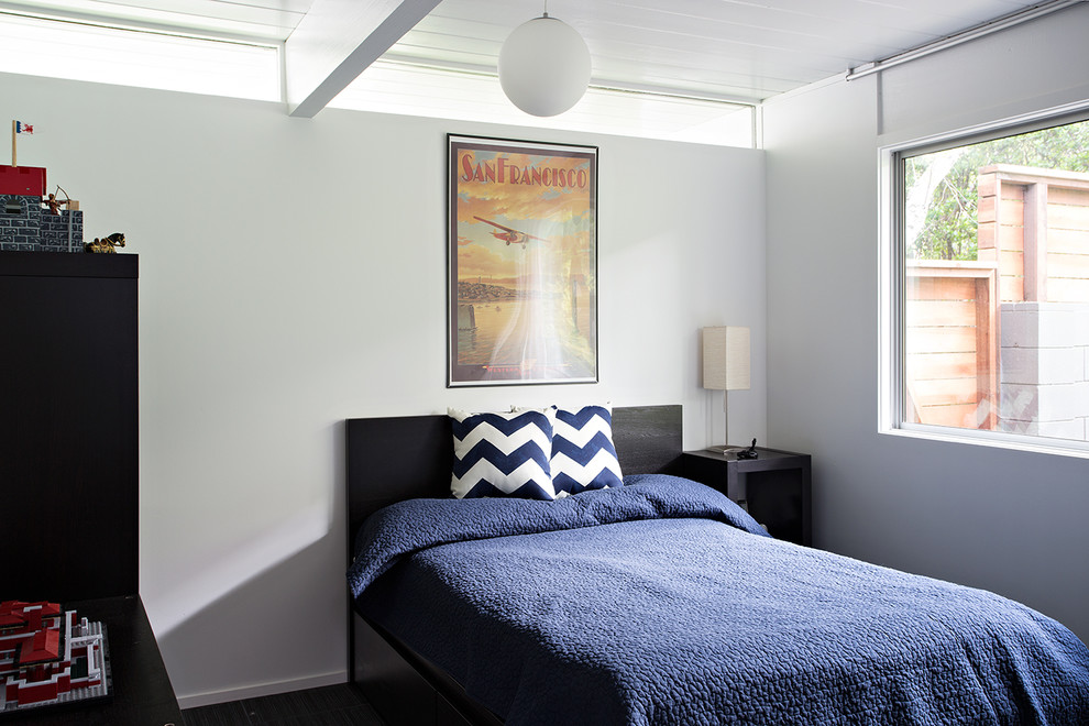 Photo of a midcentury bedroom in San Francisco.