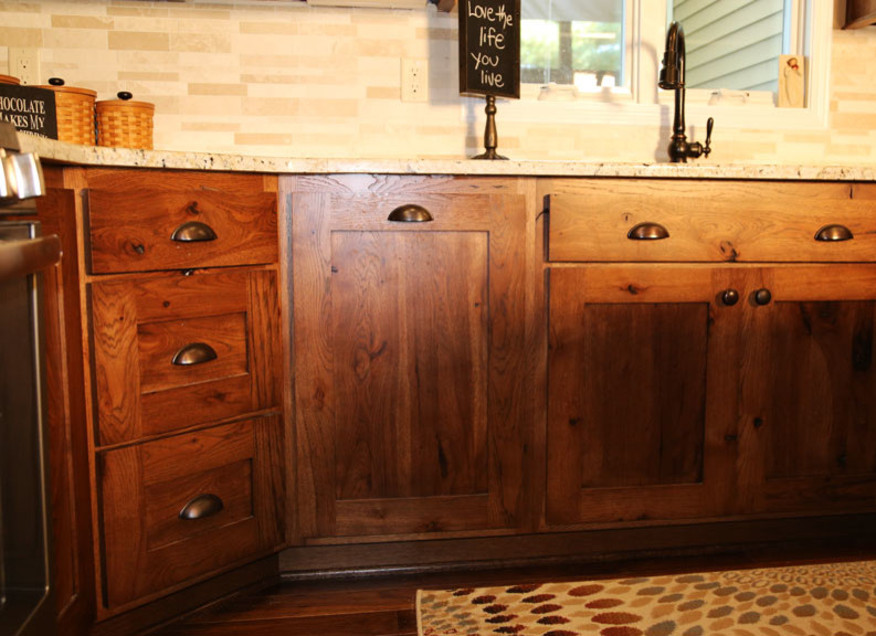 Mountain style kitchen photo in Cedar Rapids