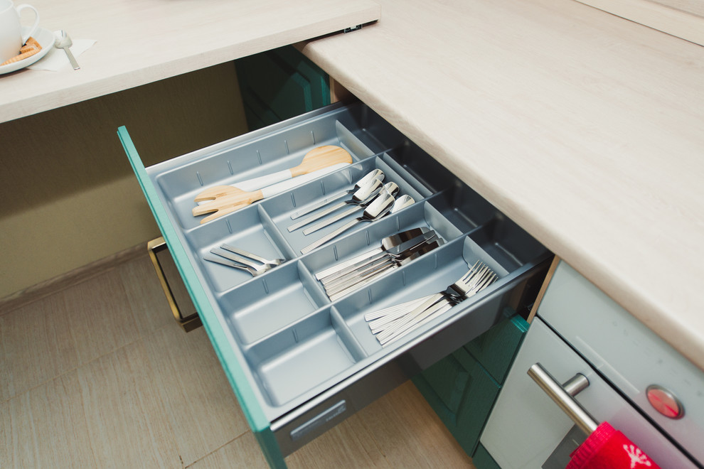 Бирюзовая городская классика