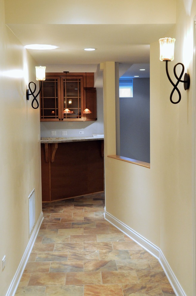 Example of a transitional hallway design in Chicago