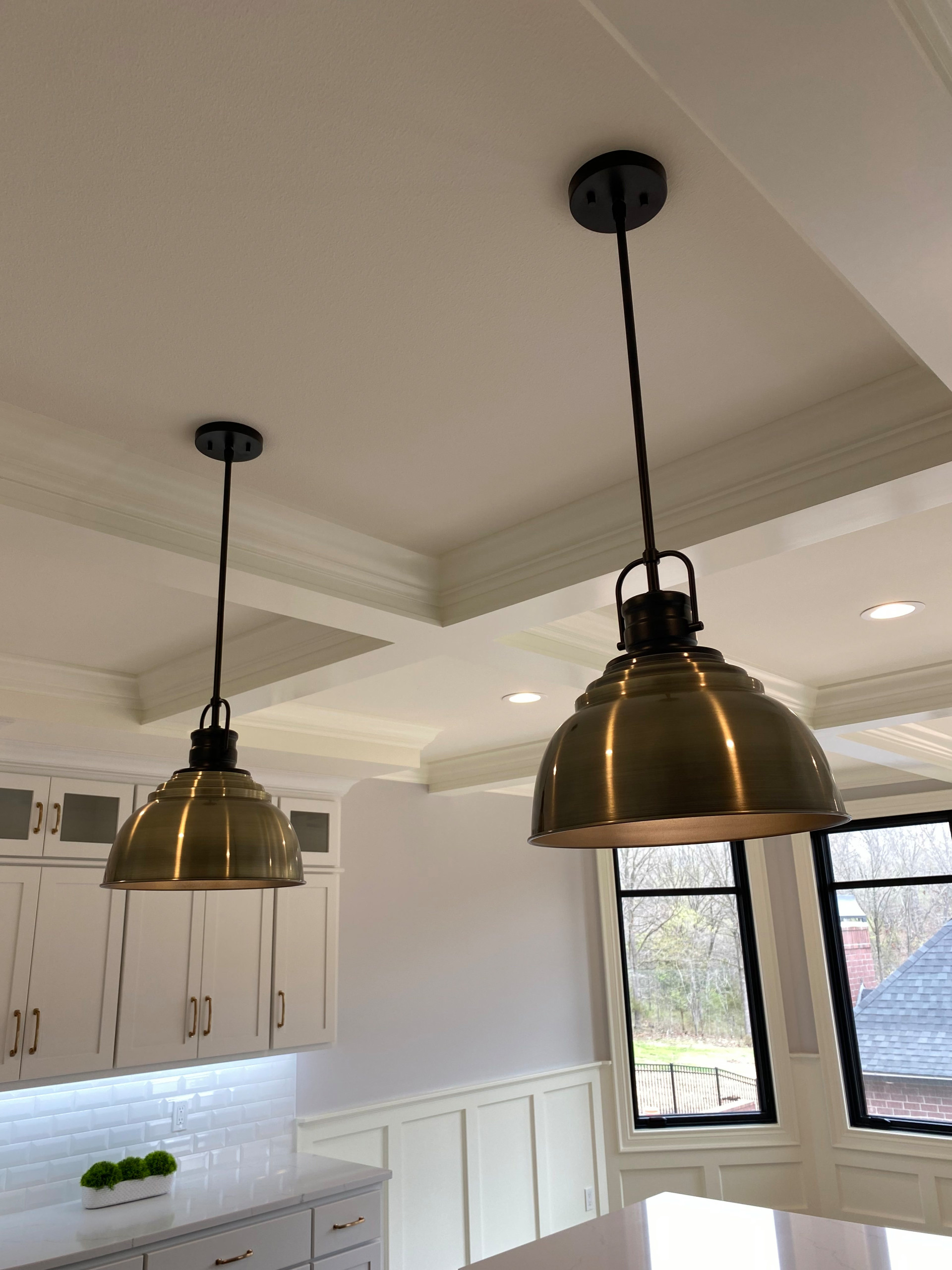 Kitchen island pendant lighting