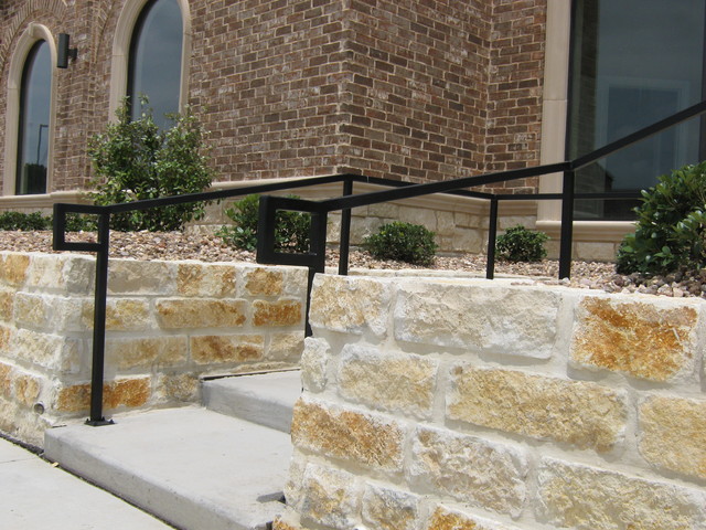 Balconies and Handrails klassisk-veranda